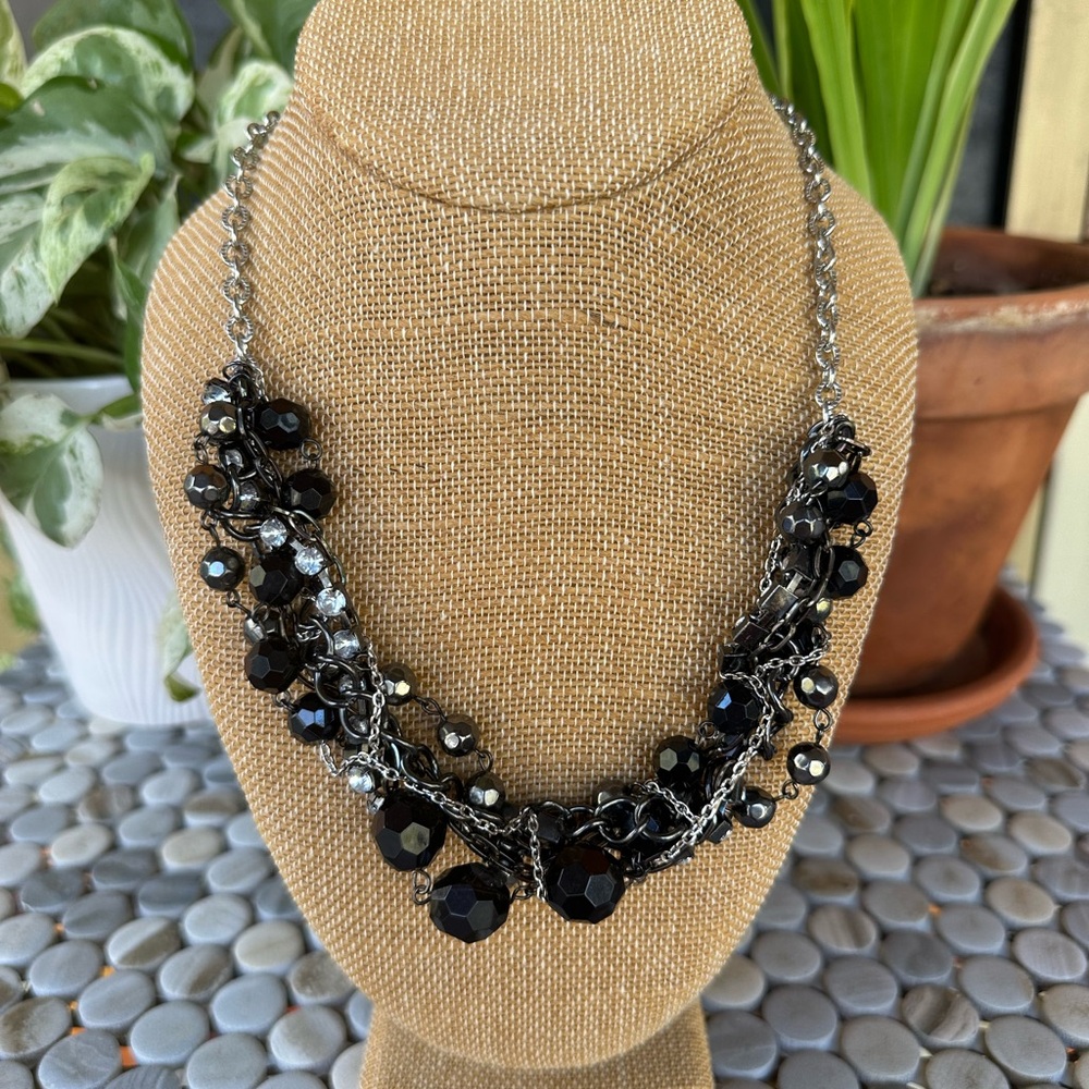 🔥 2/$8, 3/$10, 4/$12 🔥 Assorted Costume Necklaces $3ea